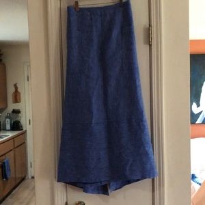 Linen skirt. Size 18. Poetry label.